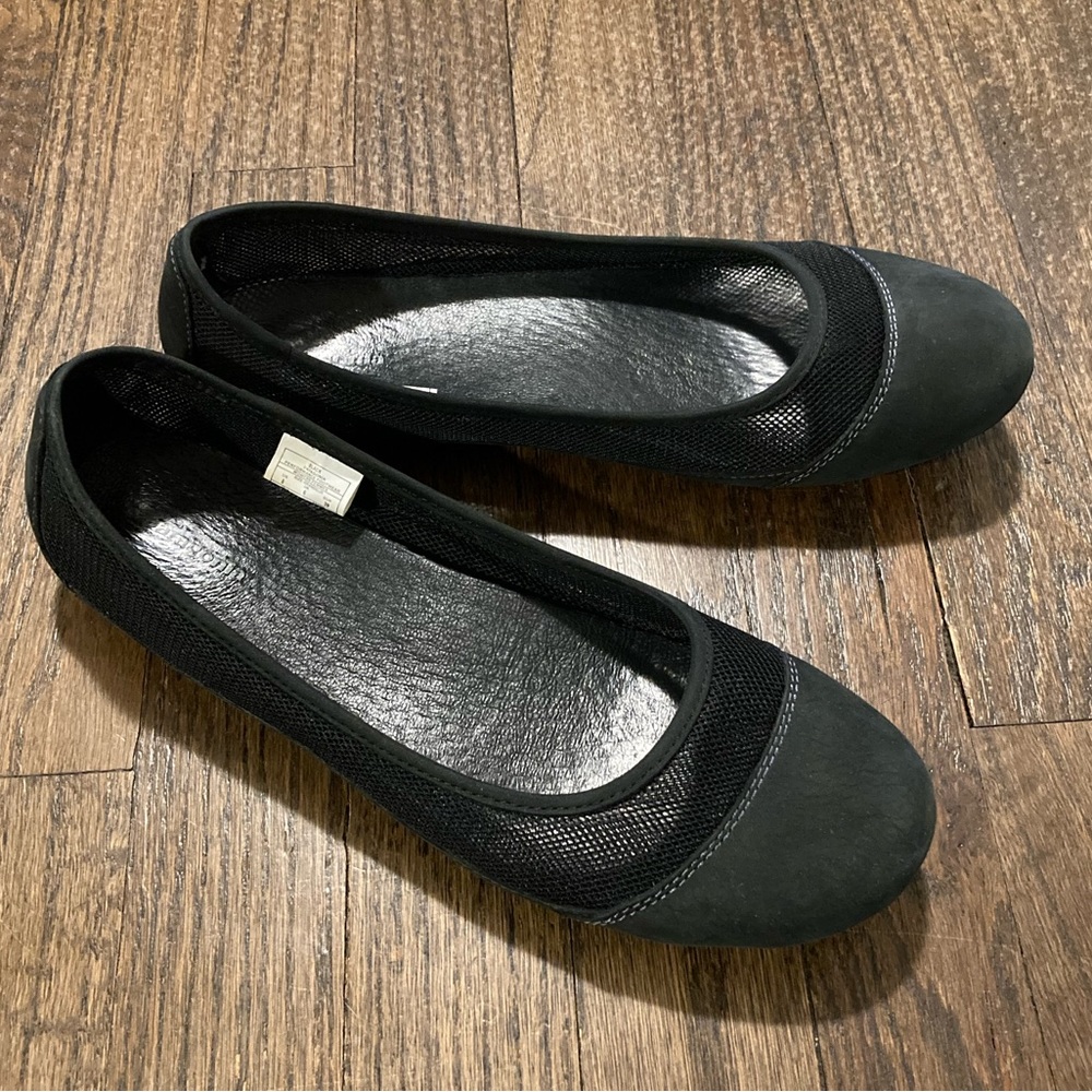 Black Patagonia Breathe Mesh flats, barely worn